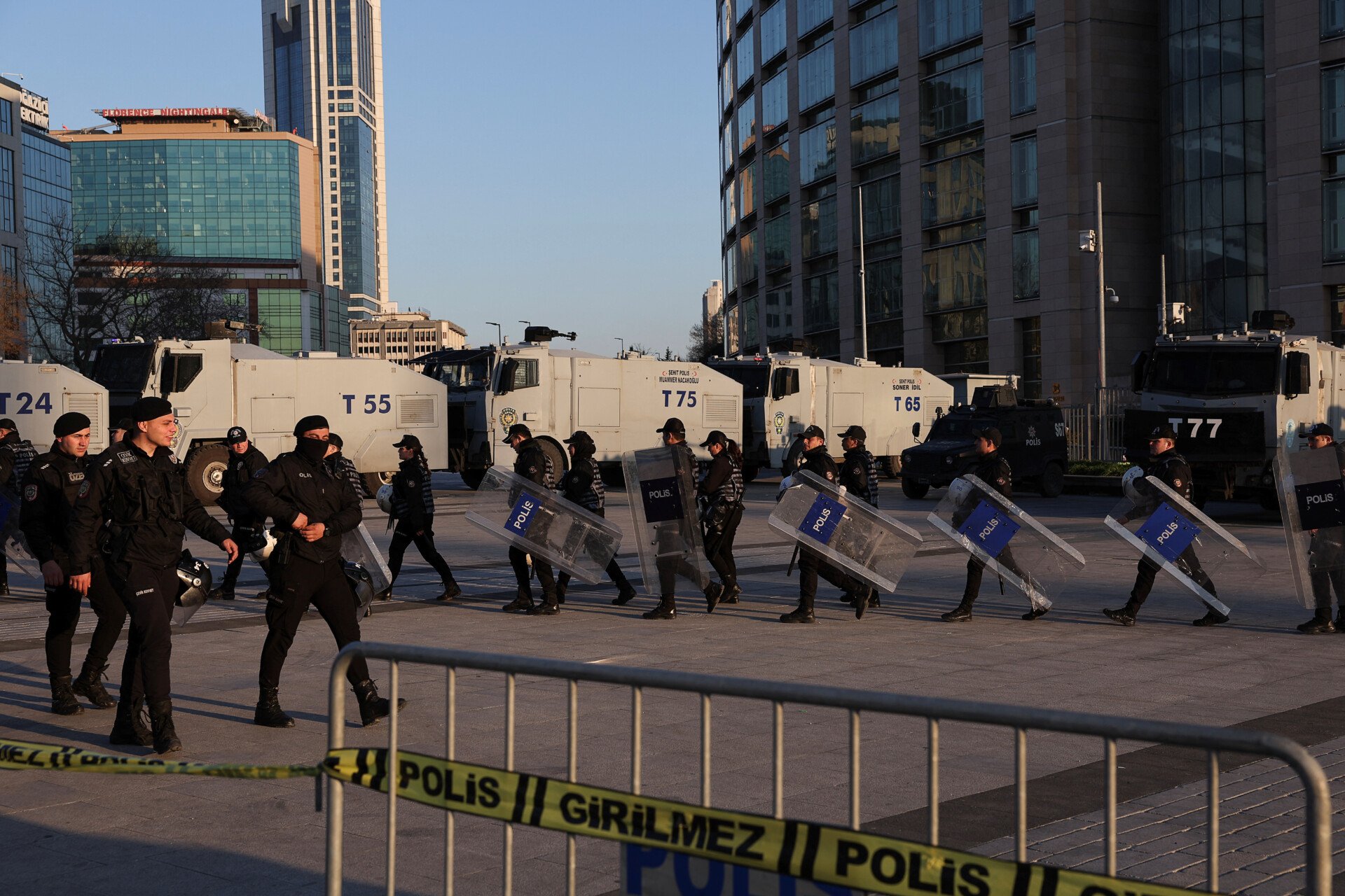 Τουρκία: Έφτασε στο δικαστήριο ο Ιμάμογλου