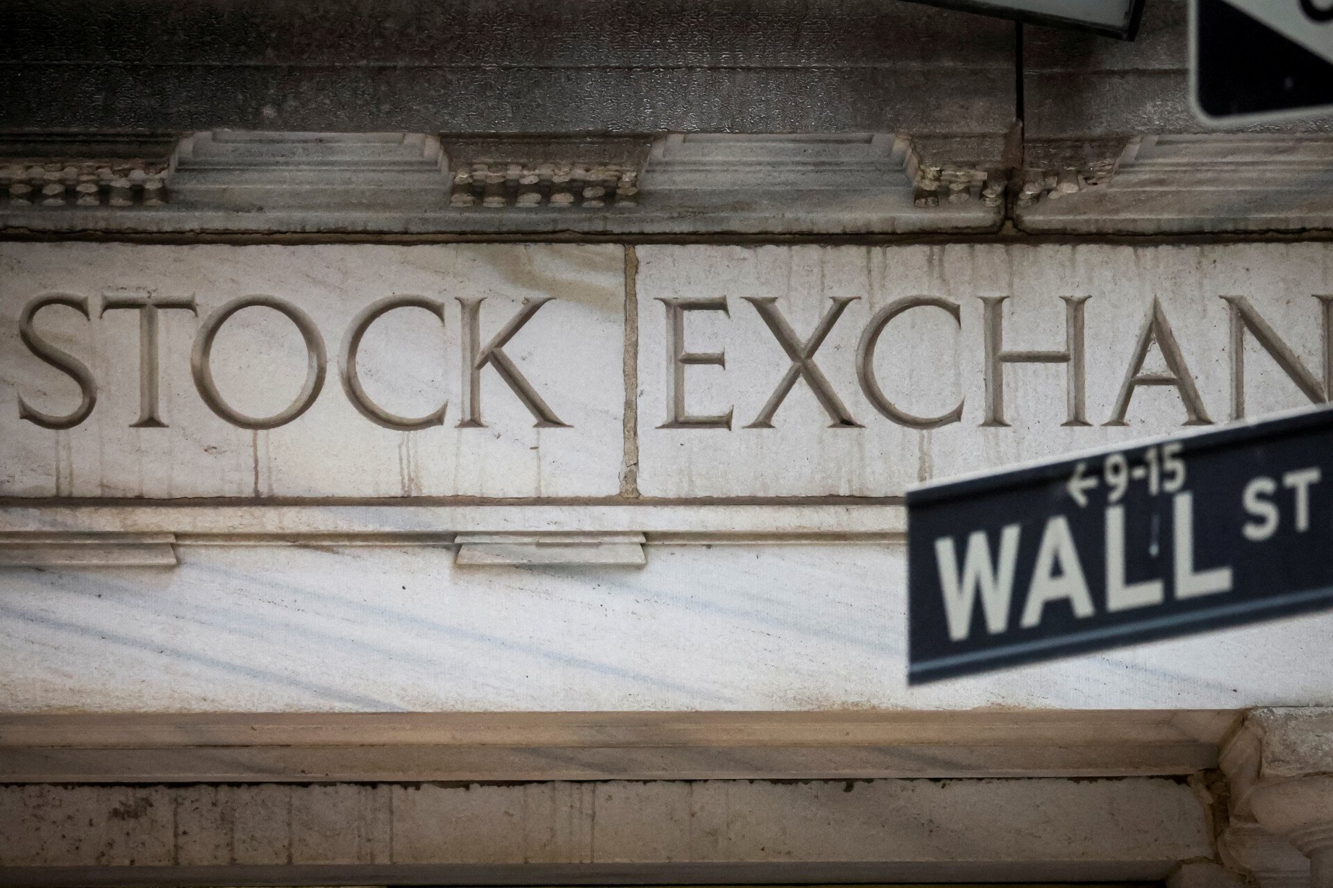 Wall Street: Επιστροφή στις απώλειες, με όχημα την τεχνολογία