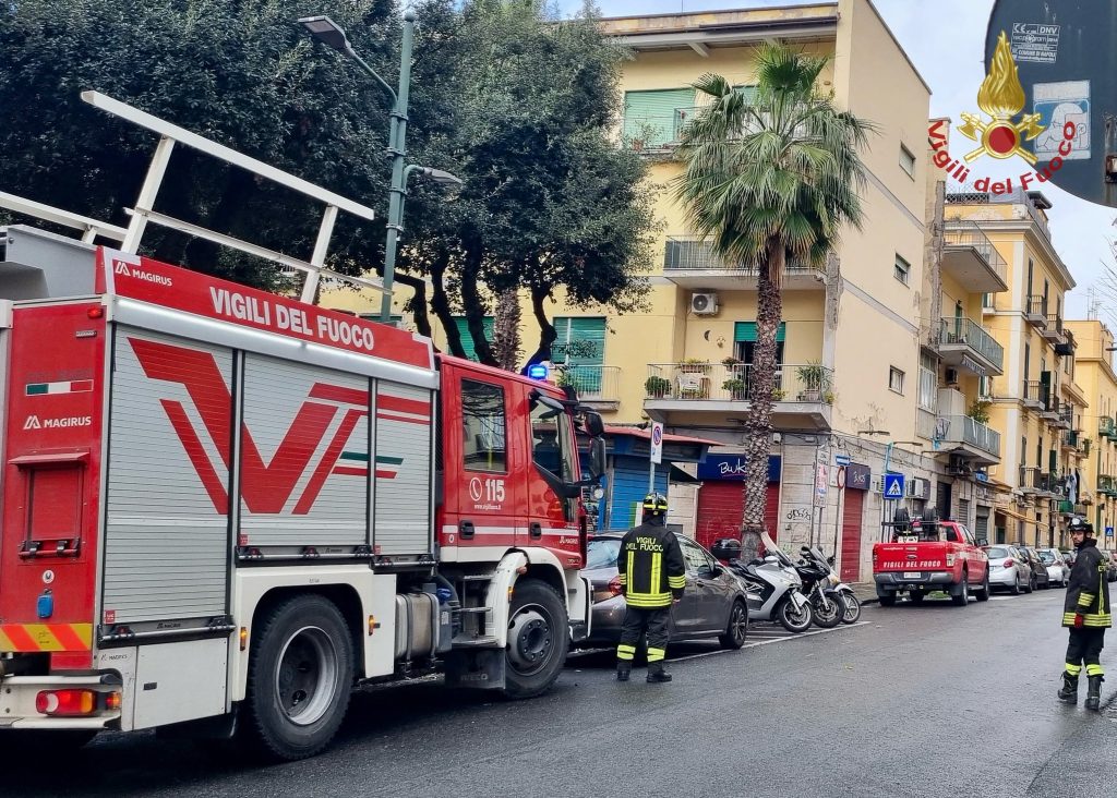 Νάπολη: Σεισμός 4,4 Ρίχτερ – Γυναίκα τραυματίστηκε ελαφρά, μικρές ζημιές σε κτίρια