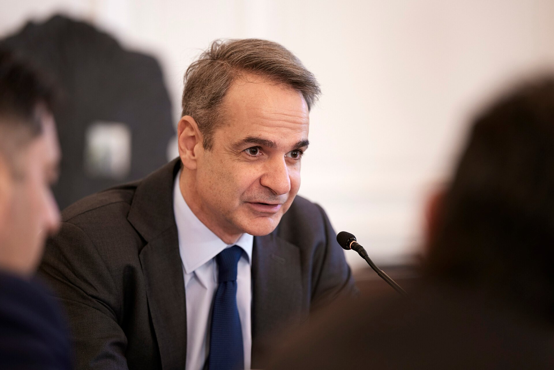 Επίσκεψη Κ. Μητσοτάκη στη Διεύθυνση Αντιμετώπισης Οργανωμένου Εγκλήματος, στη ΓΑΔΑ