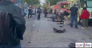 Αυτοκίνητο έπεσε στο πλήθος στο Βανκούβερ, νεκροί