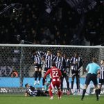 Ζωντανός για τη δεύτερη θέση ο ΠΑΟΚ