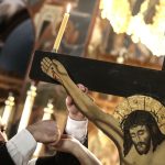Μεγάλη Παρασκευή: Τι ώρα είναι η Αποκαθήλωση και η περιφορά του Επιταφίου