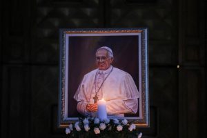 Βατικανό: Ο Πάπας Φραγκίσκος πέρασε την τελευταία μέρα δουλεύοντας, παρά τις οδηγίες των γιατρών