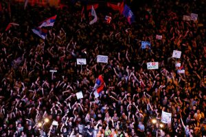 Σερβία: Αποκλεισμένη για 5η ημέρα η κρατική τηλεόραση από τους φοιτητές - Στο στόχαστρο οι Πανεπιστημιακοί