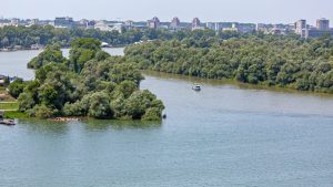 Σερβία: Διαρροή 82.000 λίτρων πετρελαίου στον Δούναβη