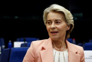 Συγχαρητήρια φον ντερ Λάιεν σε Κάρνεϊ για τη νίκη του: Θα υπερασπιστούμε τις κοινές δημοκρατικές αξίες μας