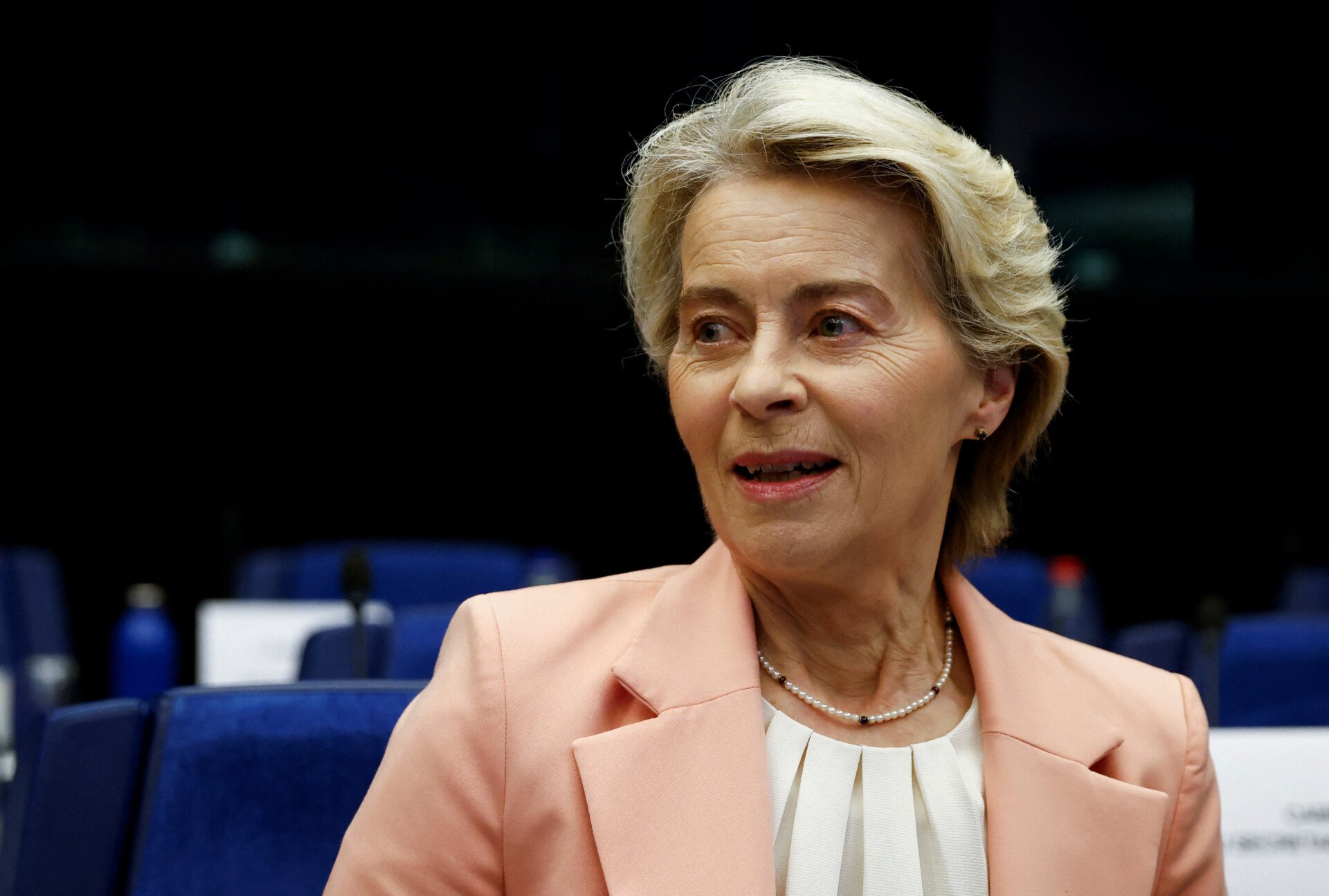 Συγχαρητήρια φον ντερ Λάιεν σε Κάρνεϊ για τη νίκη του: Θα υπερασπιστούμε τις κοινές δημοκρατικές αξίες μας