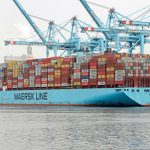 Προειδοποίηση από την κολοσσό Maersk για τον εμπορικό πόλεμο - Υποβαθμίζει τις προβλέψεις για την αγορά κοντέινερ