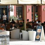 ΒΕΑ: Υπέρογκα δημοτικά τέλη απειλούν τις επιχειρήσεις