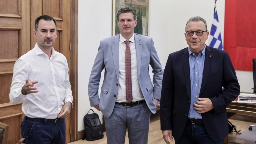 Η Νέα Αριστερά άδειασε ΣΥΡΙΖΑ και θα απόσχει από την Προανακριτική Επιτροπή: «Δεν νομιμοποιούμε το πλυντήριο Μητσοτάκη»