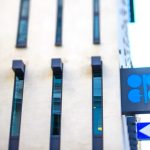 WTI και Brent σε πτώση: Πιέσεις από το δολάριο και το ενδεχόμενο αύξησης παραγωγής - FinanceNews.gr