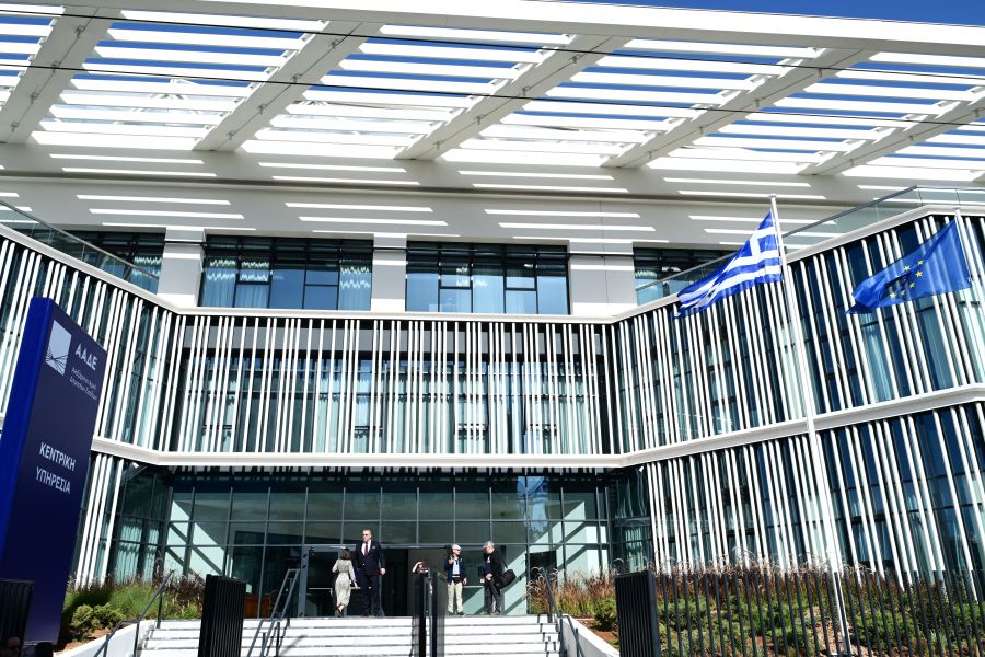 ΑΑΔΕ: «Κούρεμα» προστίμων έως 50% για φορολογούμενους με ομολογία φοροδιαφυγής - FinanceNews.gr