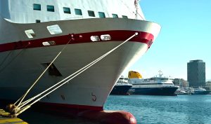 «Πράσινη» επανεκκίνηση στην ακτοπλοΐα: Πλοία, καύσιμα και τιμές σε φάση ανατροπής - FinanceNews.gr