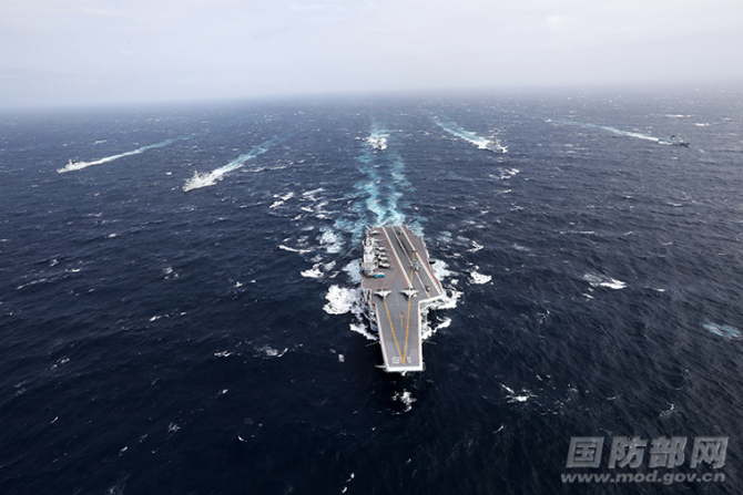 china-liaoning-portavion-grup-de-lupta_67534400.jpg