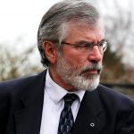 Ο Gerry Adams διέσυρε το BBC σε μια δίκη σταθμό - Καταδικάστηκε για συκοφαντική δυσφήμηση το βρετανικό κανάλι