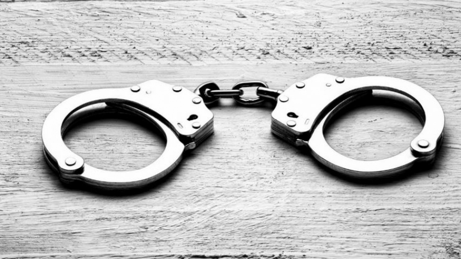 Κεφαλονιά: Χειροπέδες σε 48χρονη αλλοδαπή στο Αργοστόλι για διακίνηση ναρκωτικών