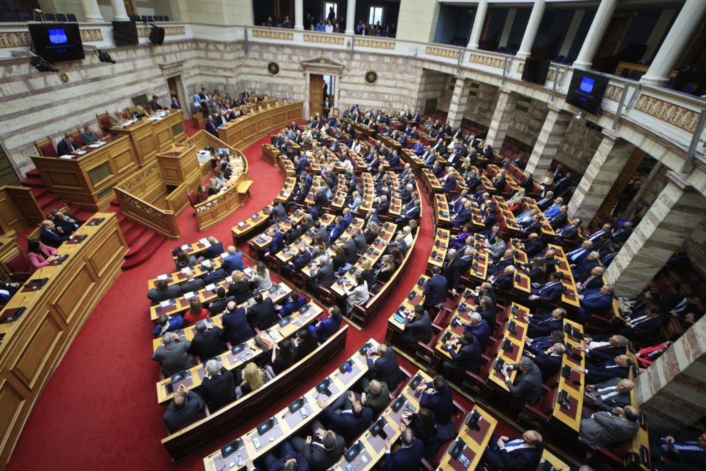 Βουλή: Άρση ασυλίας των Π. Πολάκη και Ελ. Ακρίτα εισηγείται η Επιτροπή Δεοντολογίας