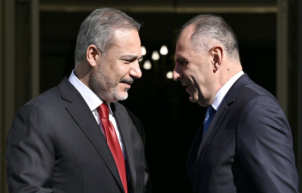 Ιδιωτικό δείπνο Γεραπετρίτη - Φιντάν - Πρόσκληση του Τούρκου ΥΠΕΞ