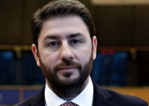 ΠΑΣΟΚ/Ανδρουλάκης: «Πολιτική αλλαγή σημαίνει νέο πολιτικό ήθος, για να αναπνεύσει η χώρα»