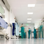 Ρέθυμνο: Πυροβόλησε και σκότωσε τη γυναίκα του μέσα στο Νοσοκομείο που νοσηλευόταν - FinanceNews.gr