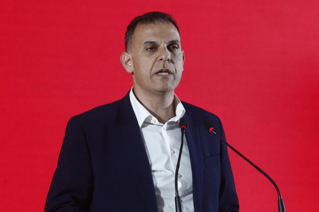 Καραμέρος: Μάντης ή ψεύτης για τα Τέμπη ο πρωθυπουργός;