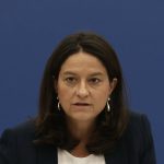 Ν. Κεραμέως: Η ελληνική οικονομία ξεπέρασε τις προβλέψεις - Η Κομισιόν αναγνωρίζει την πρόοδο της χώρας μας