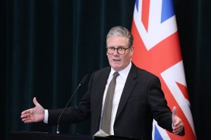 Συμφωνία «στρατηγικής εταιρικής σχέσης» υπέγραψαν Βρετανία και Β. Μακεδονία