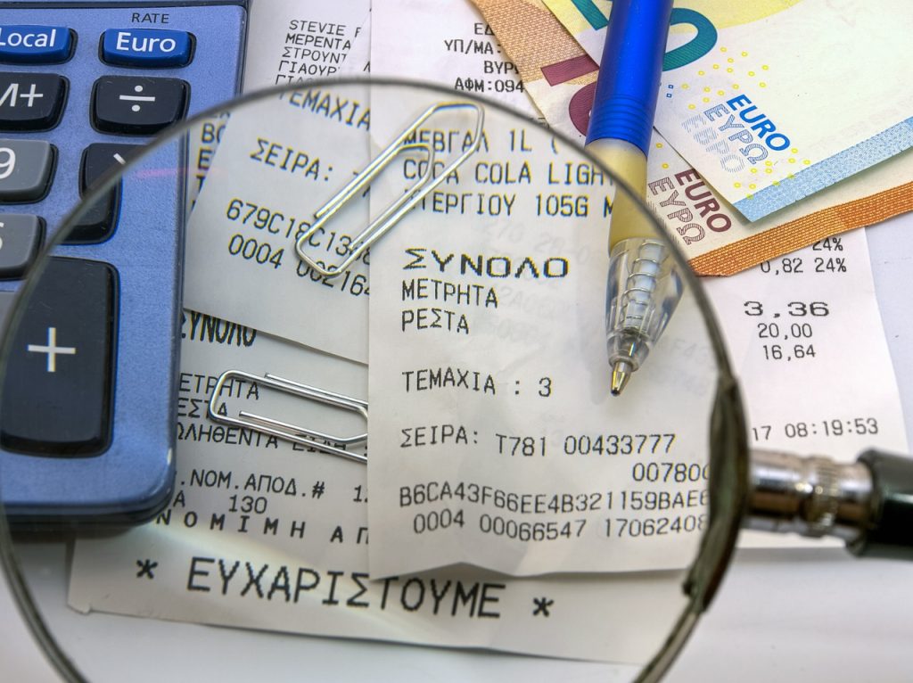 Το τρίμηνο γίνεται... μήνας: Νέοι κανόνες στον ΦΠΑ για επιχειρήσεις και επαγγελματίες - FinanceNews.gr