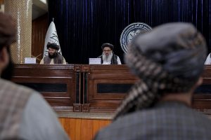 Ρωσία: Η Μόσχα θα βοηθήσει τους Ταλιμπάν να πολεμήσουν ενάντια στο Ισλαμικό Κράτος στο Αφγανιστάν