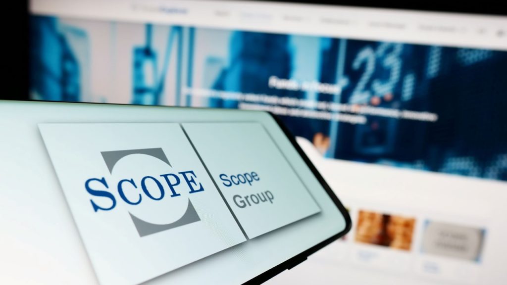 Scope: Βλέπει ανάπτυξη 2,2% φέτος για την ελληνική οικονομία - FinanceNews.gr
