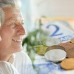 Νέα ρύθμιση για την Εισφορά Αλληλεγγύης Συνταξιούχων - FinanceNews.gr