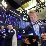 «Νευρικότητα» στη Wall street ενόψει των συνομιλιών ΗΠΑ - Κίνας