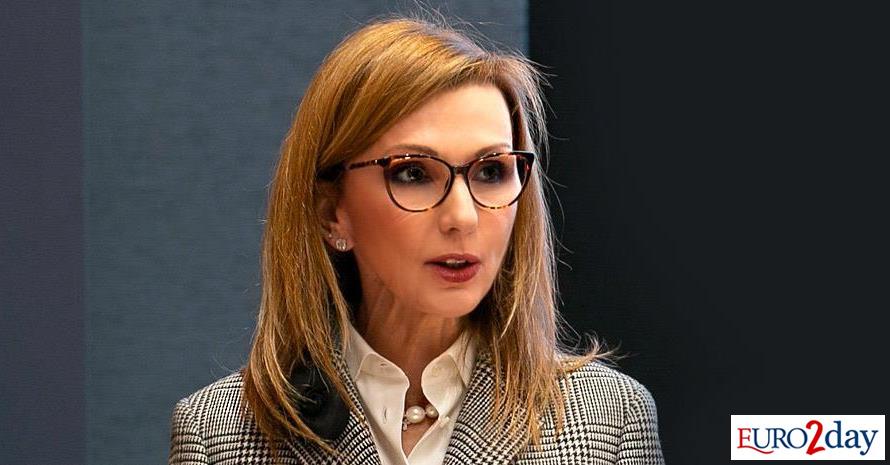 Terminal διαχείρισης αυτοκινήτων στη νότια Γαλλία από τη Neptune της Μελίνας Τραυλού