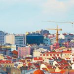 Πορτογαλία: Οι ξένοι πληρώνουν τα διπλάσια από τους ντόπιους για αγορά κατοικίας