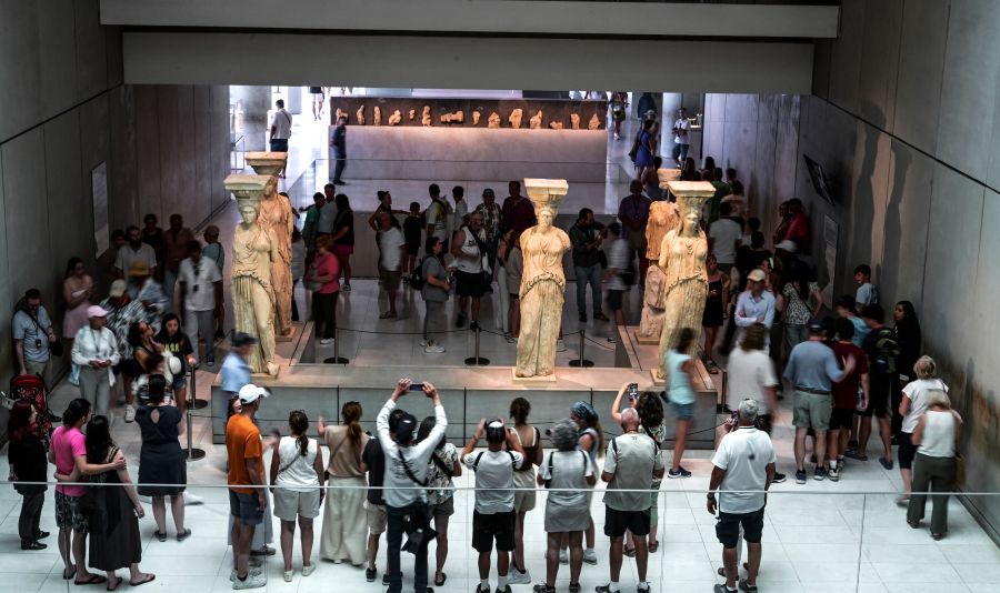 Το αποτύπωμα της Μέσης Ανατολής στον ελληνικό τουρισμό: Ακυρώσεις και νέα δεδομένα - FinanceNews.gr