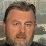 Larry Johnson (πρώην CIA): Οι Ουκρανικές επιθέσεις σε ρωσικά αεροδρόμια είναι κόλπο δημόσιων σχέσεων, χωρίς ουσία