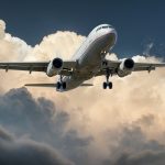 Αεροπορικές εταιρείες: Τέλος στις δωρεάν χειραποσκευές στην ΕΕ - FinanceNews.gr