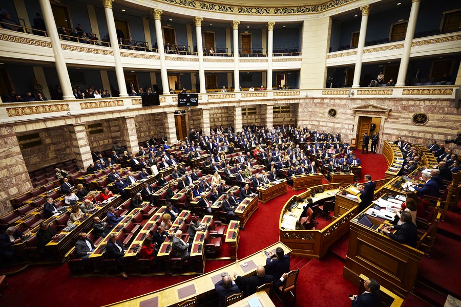 Βουλή: Κατατέθηκε το νομοσχέδιο για την ενίσχυση της Πολιτικής Προστασίας - FinanceNews.gr