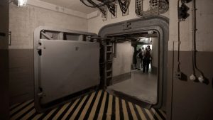 Πάγωσε η Ευρώπη… Η Γερμανία αναβαθμίζει το «σάπιο» δίκτυο καταφυγίων, ετοιμάζεται να δεχτεί επίθεση μέσα στο καλοκαίρι