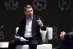 Ν. Ανδρουλάκης: Τα εμπόδια που αποτρέπουν την επιστροφή των νέων στην Ελλάδα - FinanceNews.gr