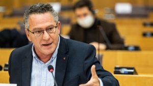 Αρβανίτης σε Τζιτζικώστα: Το έγκλημα των Τεμπών δεν είναι ένα δυσάρεστο περιστατικό για να το αποφύγετε με πολιτικούς ελιγμούς