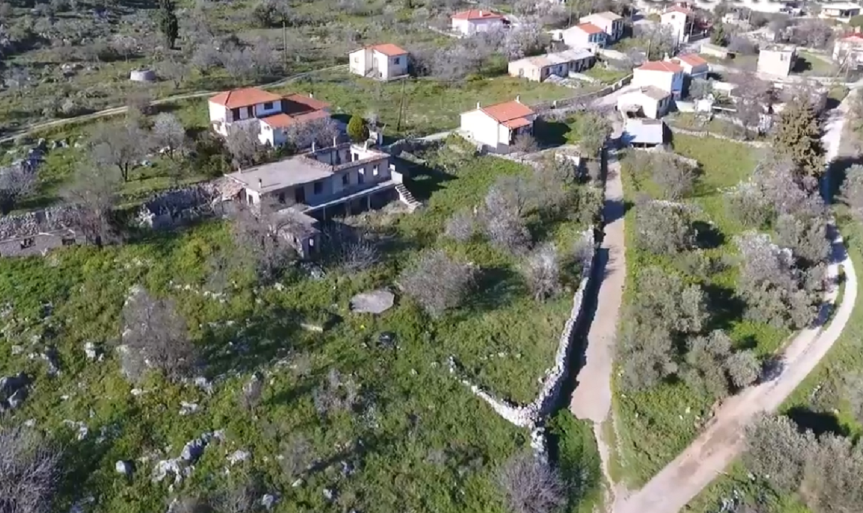 Είναι υπαρκτή η Κολοπετινίτσα ή κινείται στη σφαίρα του πουθενά;