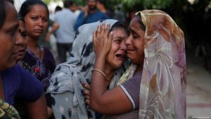 Αir India: Παγκόσμιο σοκ, δεκάδες νεκροί, άγνωστα αίτια