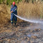 Φωτιά τώρα στον Ασπρόπυργο – Σηκώθηκαν εναέρια μέσα