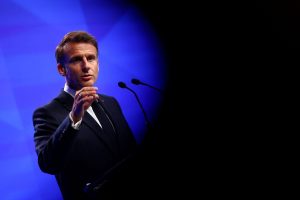 Τηλεφωνική επικοινωνία Μακρόν με Πεζεσκιάν - Προτροπή για επιστροφή στις διαπραγματεύσεις