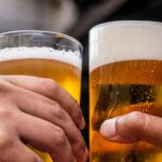 Πώς να παγώσεις μια μπύρα μέσα σε 2 λεπτά