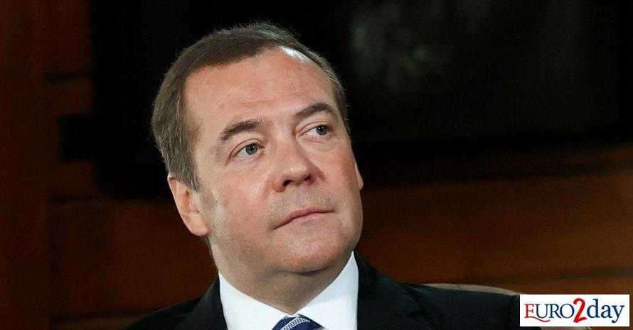 Μεντβέντεφ: Δεν μας πτοούν οι κυρώσεις, εντείνουμε τα πλήγματα στην Ουκρανία