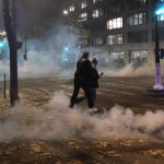 Γαλλία: Ταραχές στη Λιμόζ, συγκρούσεις κουκουλοφόρων με αστυνομικούς