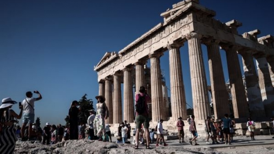 Κλειστός λόγω καύσωνα ο αρχαιολογικός χώρος της Ακρόπολης από τις 13:00 έως τις 17:00